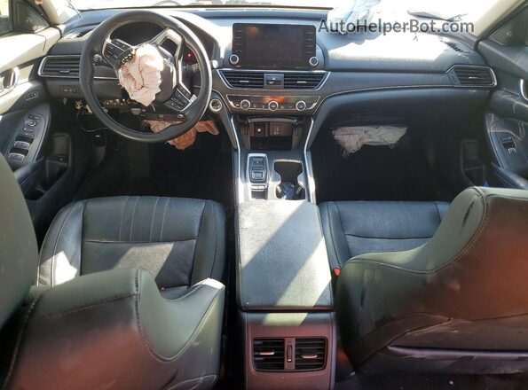 1HGCV2F53JA008278 2018 HONDA ACCORD Черный Вид панели приборов