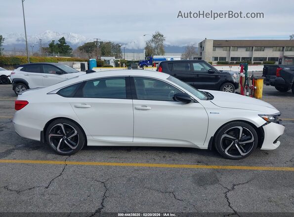 1HGCV3F26NA046735 2022 HONDA ACCORD HYBRID Белый Вид задней части салона