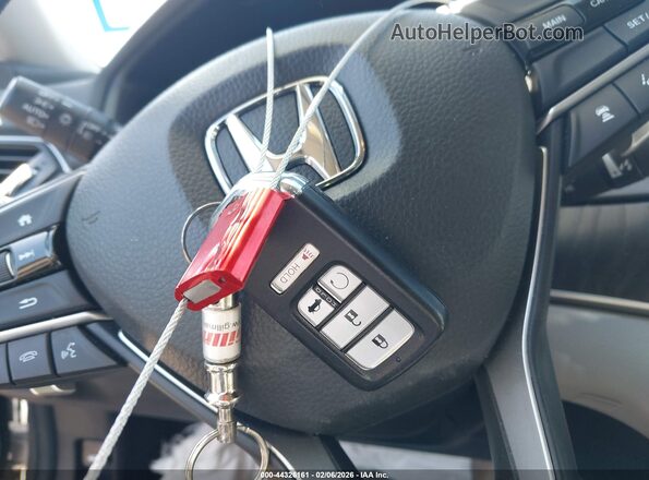 1HGCV3F44LA016647 2020 HONDA ACCORD HYBRID Серебряный Вид панели приборов