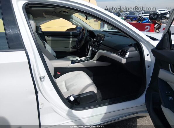 1HGCV3F46LA014625 2020 HONDA ACCORD HYBRID White Вид салону спереду
