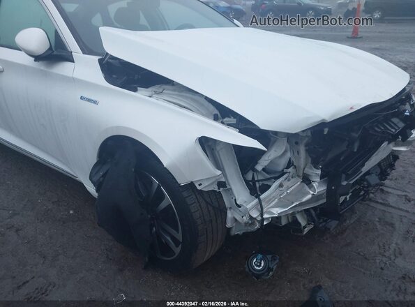 1HGCV3F57JA016549 2018 HONDA ACCORD HYBRID Белый 
