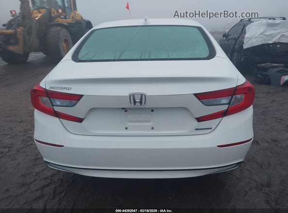 1HGCV3F57JA016549 2018 HONDA ACCORD HYBRID Белый 