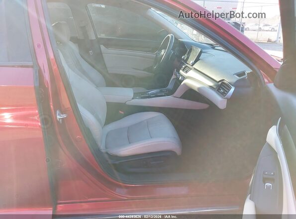 1HGCV3F95JA014396 2018 HONDA ACCORD HYBRID Красный Вид салона спереди