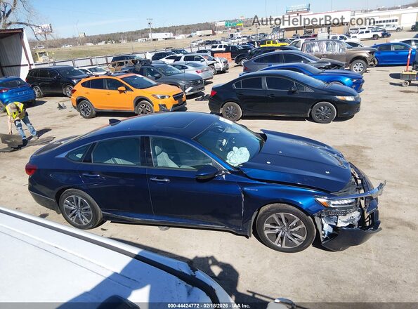 1HGCV3F96KA002680 2019 HONDA ACCORD HYBRID Blue Vista interior trasera