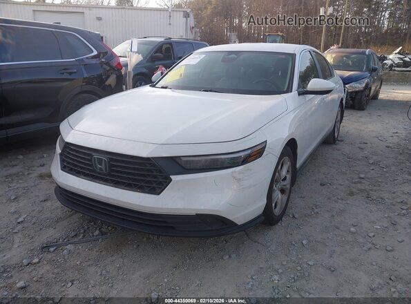 1HGCY1F2XRA065922 2024 HONDA ACCORD Белый Передняя левая четверть