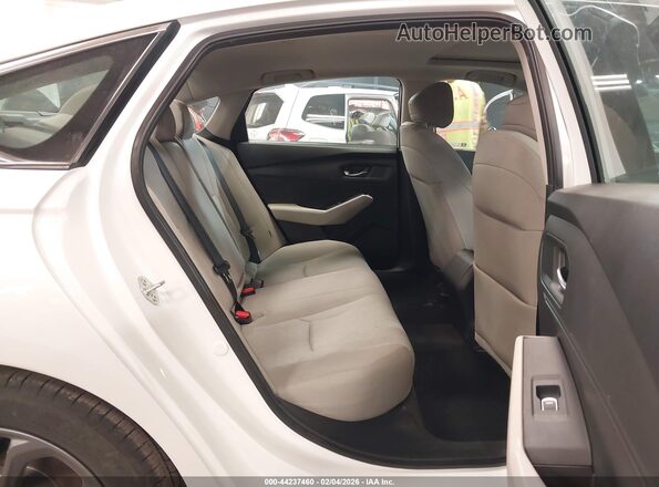 1HGCY1F32RA068161 2024 HONDA ACCORD Белый Вид наклейки с VIN-кодом