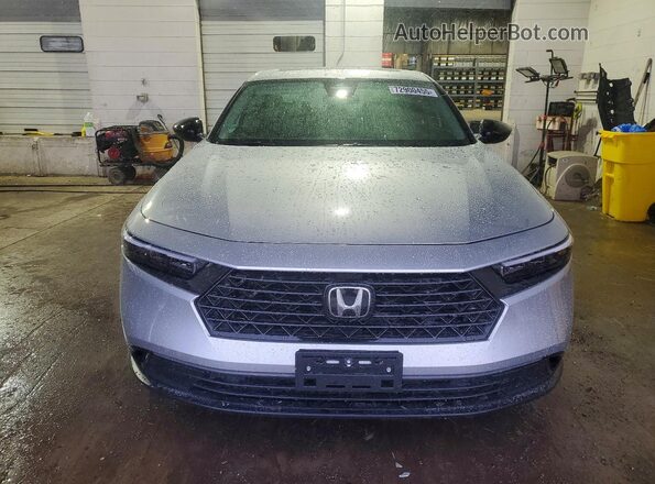 1HGCY1F43SA026449 2025 HONDA ACCORD Silver Widok z przodu