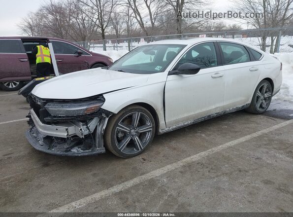 1HGCY2F53PA014257 2023 HONDA ACCORD HYBRID Белый Передняя левая четверть