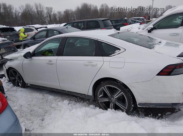 1HGCY2F58SA027353 2025 HONDA ACCORD HYBRID White Widok wnętrza 360 stopni