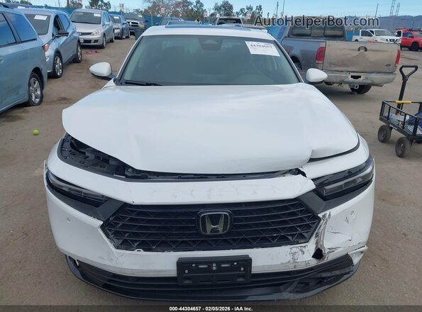 1HGCY2F63RA066824 2024 HONDA ACCORD HYBRID White Вид щитка приладів