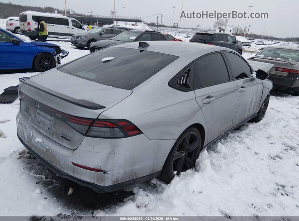 1HGCY2F70PA026013 2023 HONDA ACCORD HYBRID Серебряный Задняя правая четверть