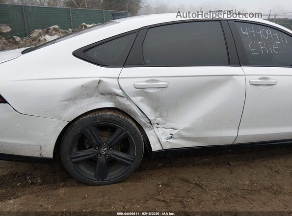 1HGCY2F71PA015196 2023 HONDA ACCORD HYBRID Белый Вид спереди