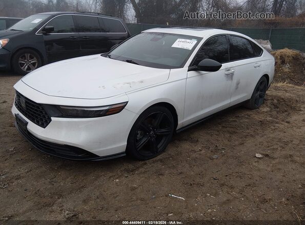 1HGCY2F71PA015196 2023 HONDA ACCORD HYBRID Белый Передняя левая четверть
