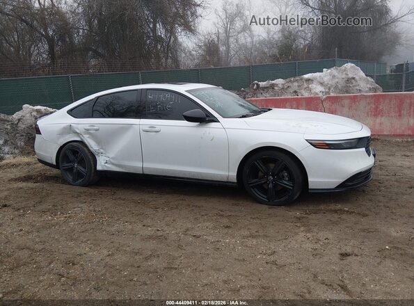 1HGCY2F71PA015196 2023 HONDA ACCORD HYBRID Белый Вид задней части салона