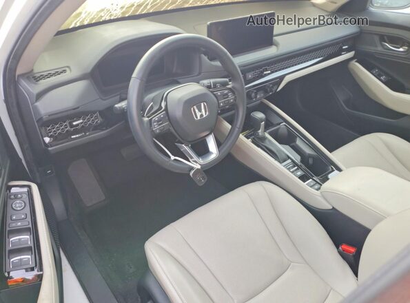1HGCY2F81RA058965 2024 HONDA ACCORD Белый Вид панели приборов