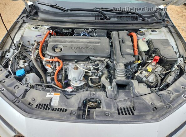 1HGCY2F84RA034661 2024 HONDA ACCORD Белый Вид задней части салона