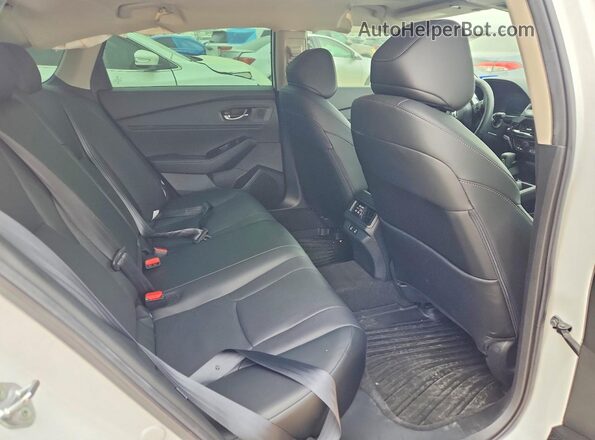 1HGCY2F84RA034661 2024 HONDA ACCORD Белый Вид задних сидений