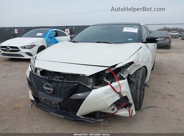 1N4AA6EV2PC508185 2023 NISSAN MAXIMA SR Белый Передняя левая четверть