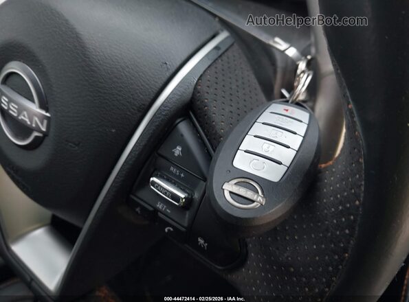 1N4AA6EV9PC501704 2023 NISSAN MAXIMA SR Черный Вид панели приборов