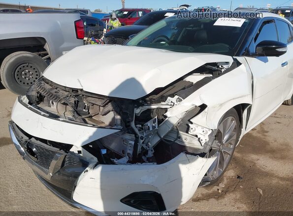 1N4AA6FV0MC501603 2021 NISSAN MAXIMA PLATINUM Белый Вид спереди