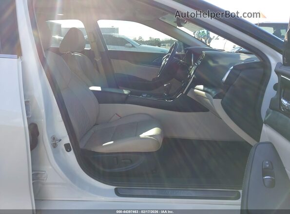1N4AA6FV7MC511917 2021 NISSAN MAXIMA PLATINUM Белый Вид салона спереди