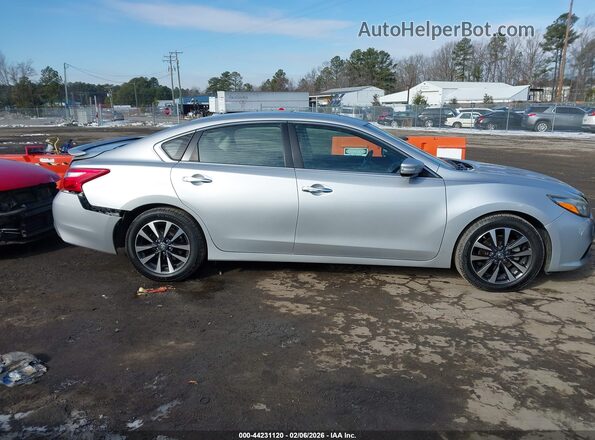 1N4AL3AP3GC157805 2016 NISSAN ALTIMA Silver Widok wnętrza z tyłu