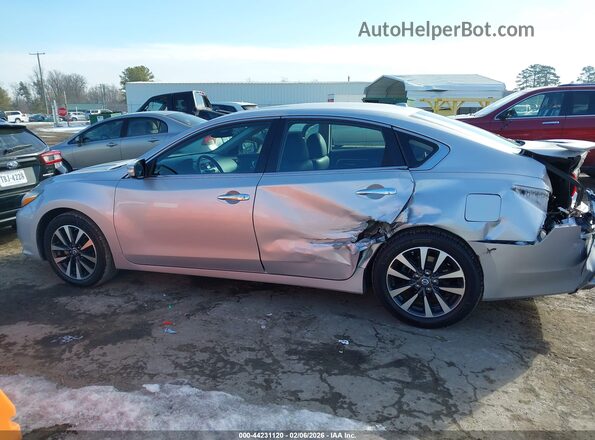 1N4AL3AP3GC157805 2016 NISSAN ALTIMA Silver Widok wnętrza 360 stopni