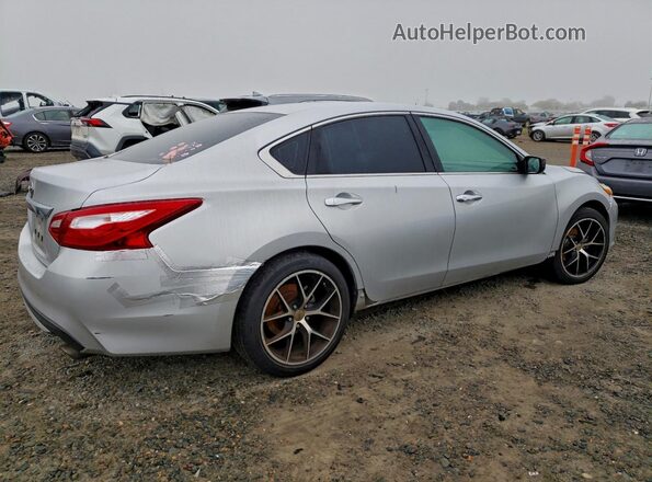 1N4AL3AP3GC215380 2016 NISSAN ALTIMA Серебряный Задняя правая четверть