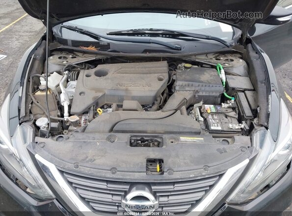 1N4AL3AP8HC113011 2017 NISSAN ALTIMA Black Widok z tyłu