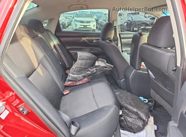 1N4AL3AP8HC276788 2017 NISSAN ALTIMA Red Vista de los asientos traseros