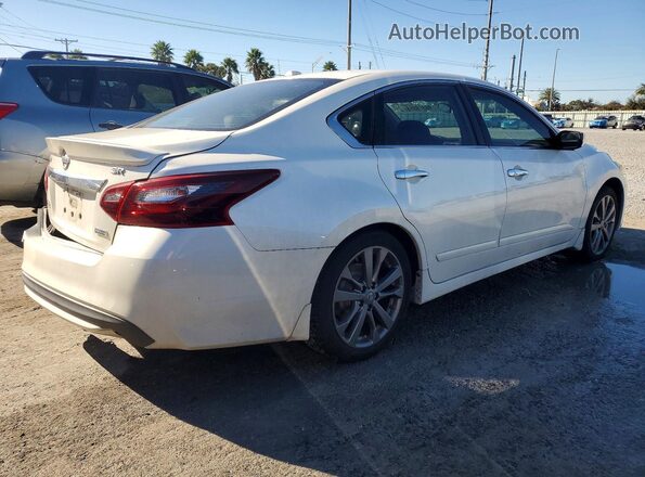 1N4AL3AP9JC239559 2018 NISSAN ALTIMA Белый Задняя правая четверть