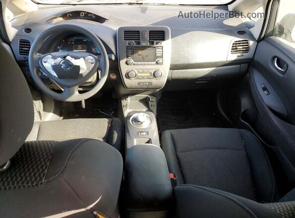 1N4AZ0CP2GC302388 2016 NISSAN LEAF Серый Вид панели приборов