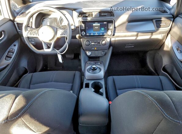 1N4AZ1BV0SC566353 2025 NISSAN LEAF Серый Вид панели приборов