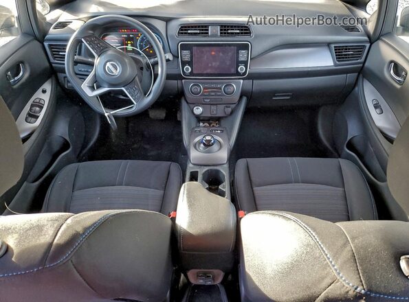 1N4AZ1BV3SC561776 2025 NISSAN LEAF Серый Вид панели приборов