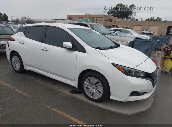 1N4AZ1BV5PC556618 2023 NISSAN LEAF Белый Передняя правая четверть
