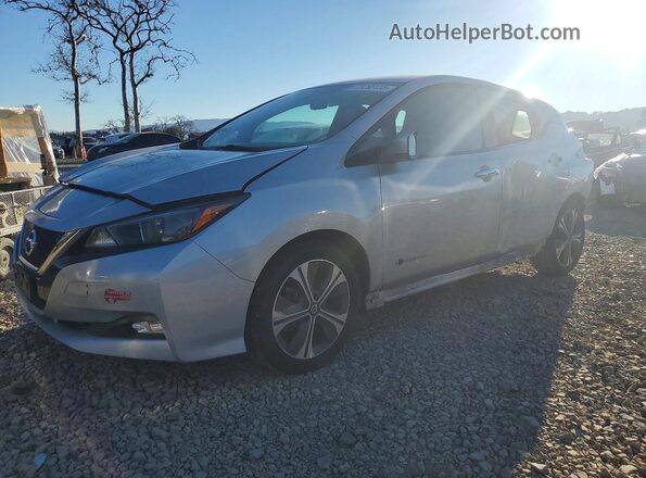 1N4AZ1CP8JC304370 2018 NISSAN LEAF Silver Առջևի ձախ երեք քառորդ տեսարան