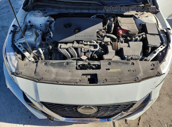 1N4BL4BV3KC167797 2019 NISSAN ALTIMA White Вид задньої частини салону