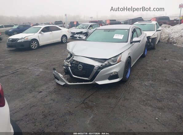 1N4BL4BV3LC189266 2020 NISSAN ALTIMA Серебряный Передняя левая четверть