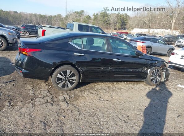 1N4BL4BVXMN359158 2021 NISSAN ALTIMA Black Widok z przodu