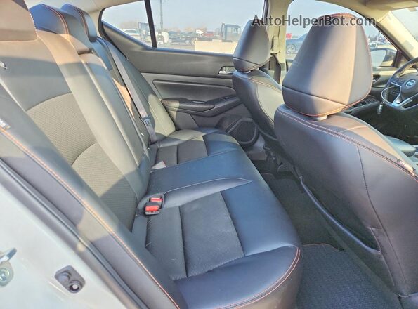 1N4BL4CV2KC135356 2019 NISSAN ALTIMA Белый Вид задних сидений