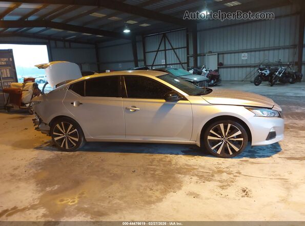 1N4BL4CV5NN373470 2022 NISSAN ALTIMA Серебряный Панорамный вид салона 360°
