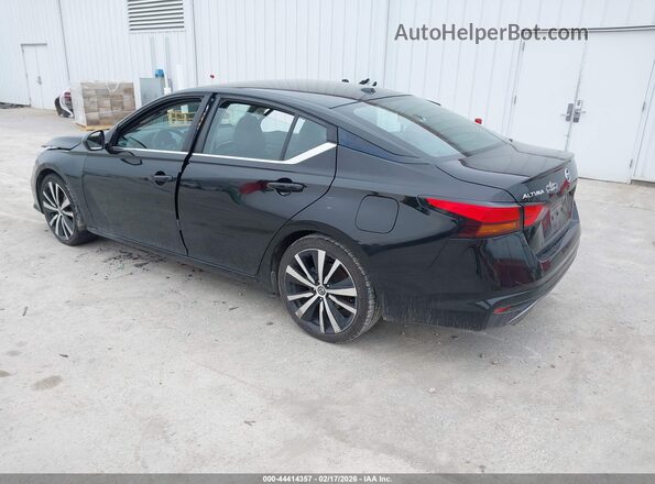 1N4BL4CV8LC208859 2020 NISSAN ALTIMA Черный Задняя левая четверть