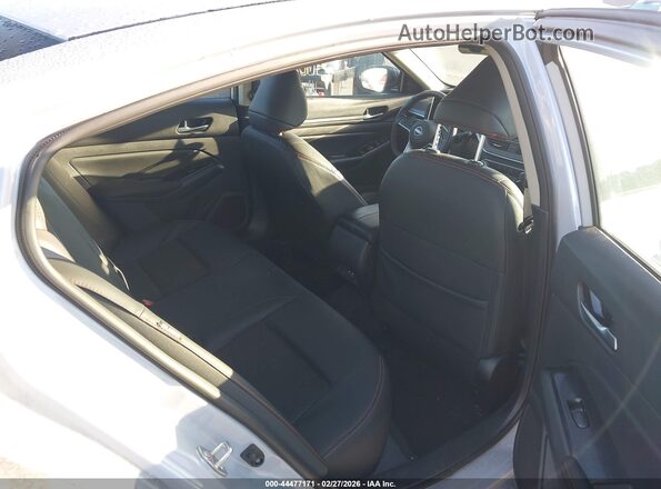 1N4BL4CV8SN341530 2025 NISSAN ALTIMA Белый Вид наклейки с VIN-кодом