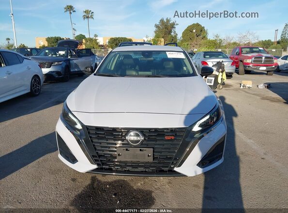 1N4BL4CV8SN341530 2025 NISSAN ALTIMA Белый Вид задней части салона