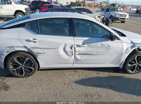 1N4BL4CV8SN341530 2025 NISSAN ALTIMA Белый Панорамный вид салона 360°