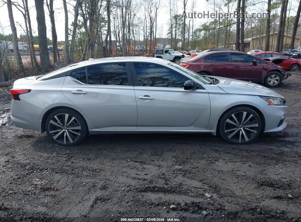 1N4BL4CV9NN319962 2022 NISSAN ALTIMA Gray Вид задньої частини салону