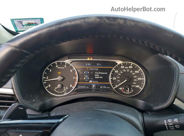 1N4BL4CVXKC146931 2019 NISSAN ALTIMA Silver ხელსაწყოთა პანელის ხედი