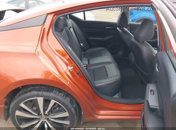 1N4BL4CW0NN368640 2022 NISSAN ALTIMA Orange VIN კოდის სტიკერის ხედი