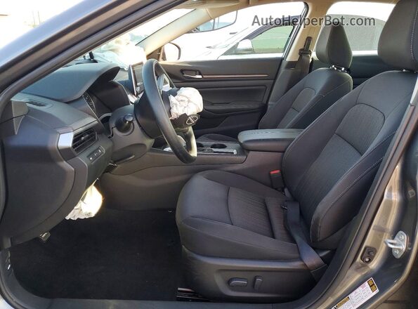 1N4BL4DV1SN368969 2025 NISSAN ALTIMA Gray Widok wnętrza z przodu