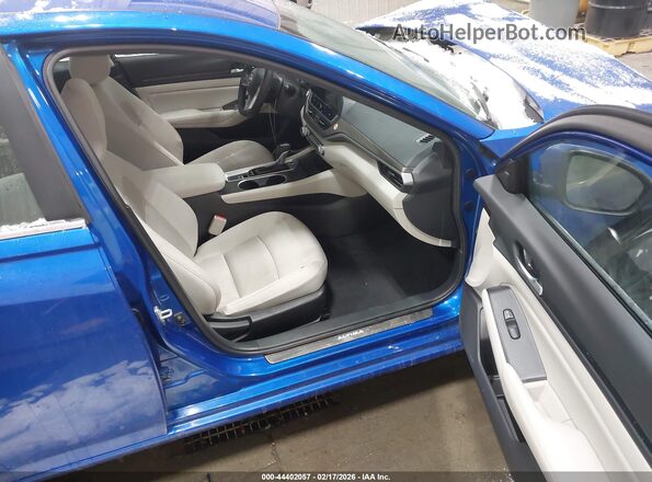 1N4BL4DWXSN383415 2025 NISSAN ALTIMA Синий Вид салона спереди